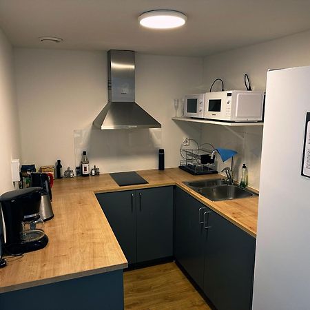 Attic Hostel بوراس المظهر الخارجي الصورة