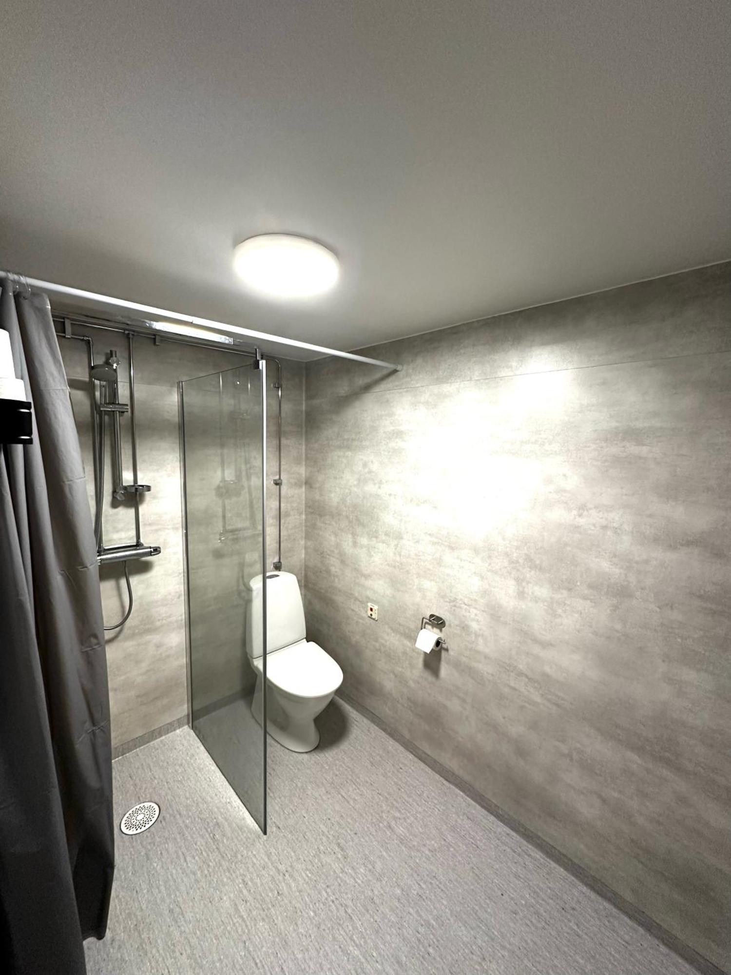 Attic Hostel بوراس المظهر الخارجي الصورة